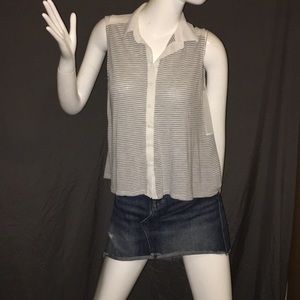 🚨3/$20🚨 Forever 21 sleeveless top